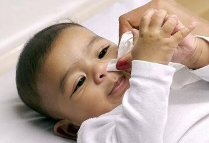 寶寶出現鼻塞是怎么回事 寶寶出現鼻塞怎么辦 寶寶出現鼻塞是怎么回事 寶寶出現鼻塞怎么辦