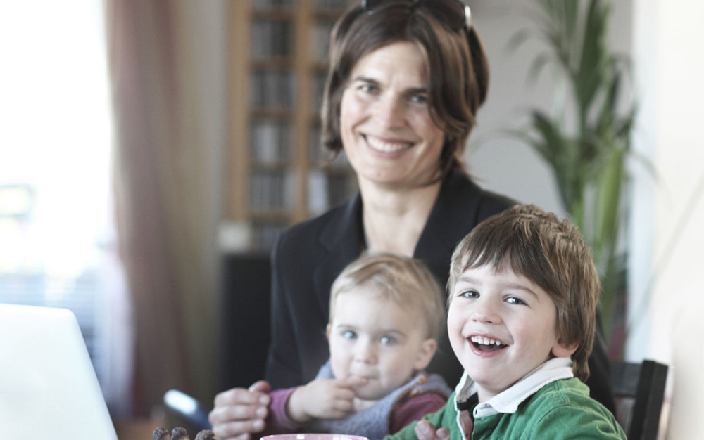 一歲寶寶不理解上班怎么辦 孩子不讓媽媽去上班怎么安撫 一歲寶寶不理解上班怎么辦 孩子不讓媽媽去上班怎么安撫