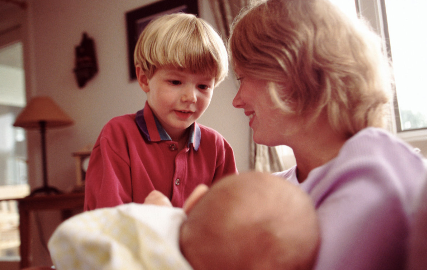 怎么增加孩子的物權意識 孩子不愿分享就是自私嗎 怎么增加孩子的物權意識 孩子不愿分享就是自私嗎