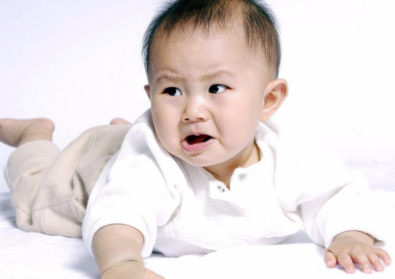 孩子夏天便秘情況特別嚴(yán)重怎么辦 孩子便秘嚴(yán)重怎么緩解 孩子夏天便秘情況特別嚴(yán)重怎么辦 孩子便秘嚴(yán)重怎么緩解