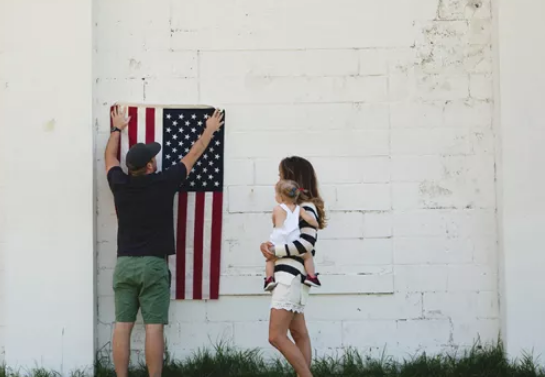 孕婦夢見抱小孩好不好 孕婦夢見抱小女孩好不好是女寶寶嗎