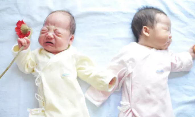 孕婦夢見雙胞胎是什么意思 孕婦夢見龍鳳胎生男孩還是女孩