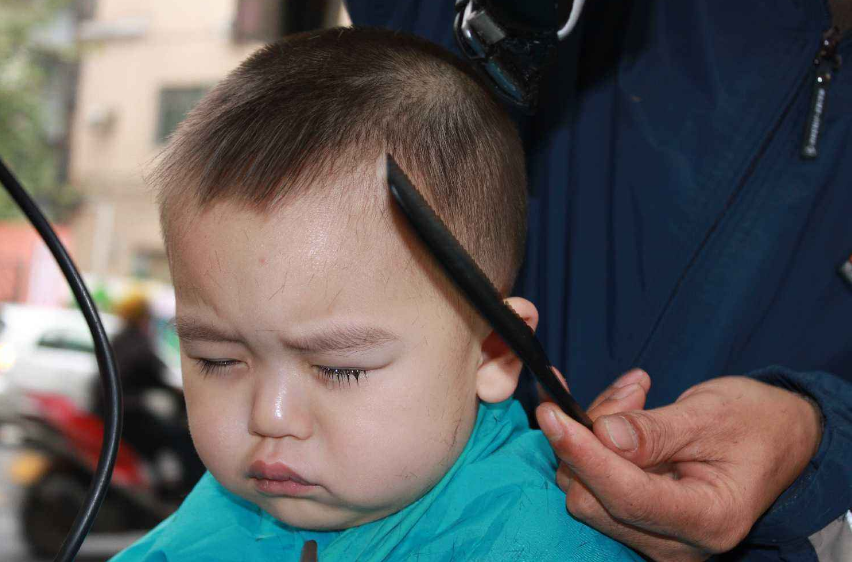 孩子怎么安然度過秋老虎 孩子怎么做在秋老虎的時候不生病