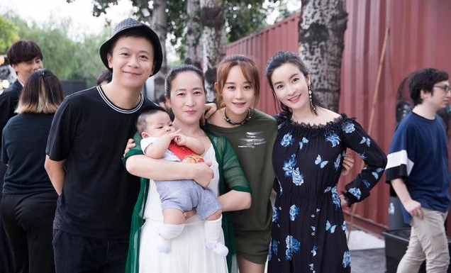 李晟李佳航為兒子辦百日宴 李晟李佳航兒子為什么叫小好看