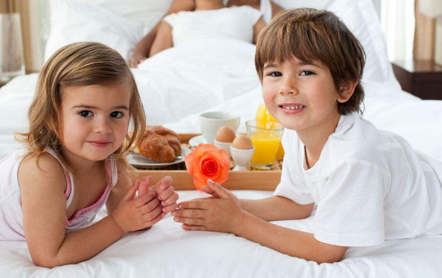 寶寶說話晚是自閉癥嗎 孩子說話晚怎么引導孩子說話 寶寶說話晚是自閉癥嗎 孩子說話晚怎么引導孩子說話