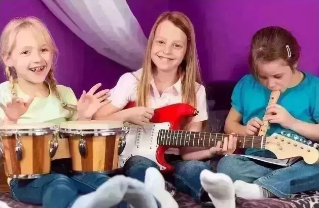 孩子學樂器有什么好處 孩子適合學習的樂器2018 孩子學樂器有什么好處 孩子適合學習的樂器2018