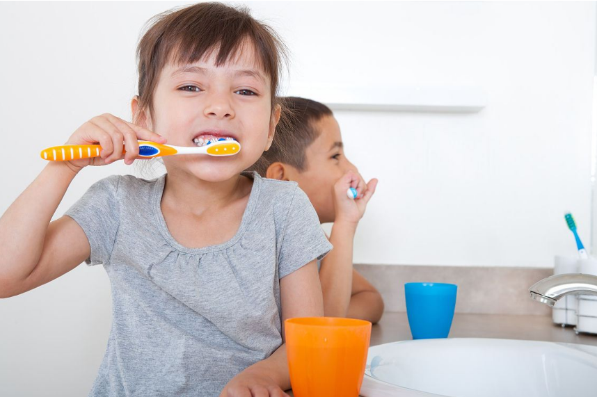 孩子的乳牙不整齊要不要矯正 孩子牙齒不整齊什么時候矯正比較好 孩子的乳牙不整齊要不要矯正 孩子牙齒不整齊什么時候矯正比較好