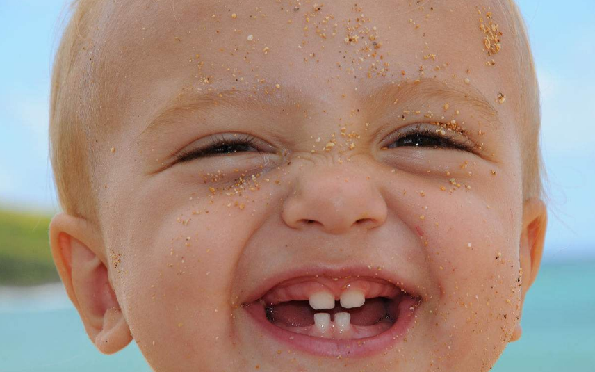 寶寶換牙期應該做些什么好 孩子換牙注意事項 寶寶換牙期應該做些什么好 孩子換牙注意事項