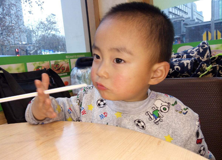 怎么教孩子遇到危險(xiǎn)自己自救 教孩子自救用什么方法