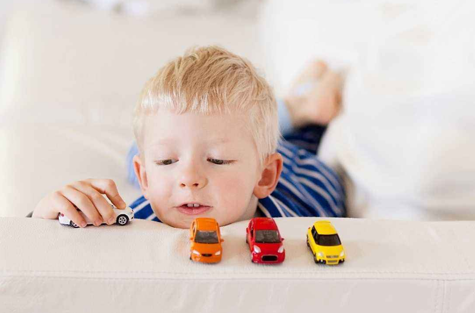 孩子的內心脆弱愛哭怎么辦 怎么在孩子勇敢起來