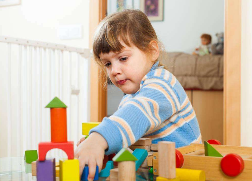 如何教會孩子分享 孩子不愿意分享怎么辦好 如何教會孩子分享 孩子不愿意分享怎么辦好