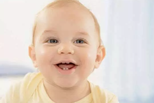 寶寶出牙順序不對是為什么 寶寶出牙順序不對怎么辦
