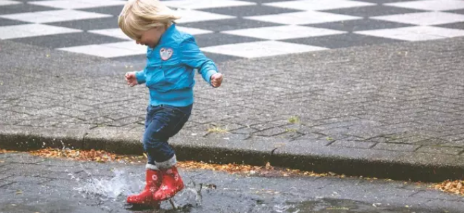 孩子真的應該窮養(yǎng)嗎 金錢在孩子教育中扮演什么樣的作用