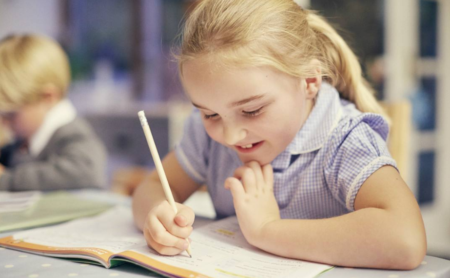 孩子到睡覺的點不睡覺怎么辦 孩子哪些習慣不能慣著他