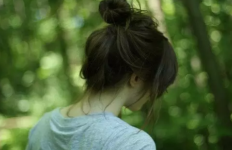 女人靠自己朋友圈心情句子 女人必須靠自己的說說圖片