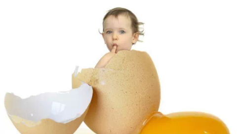 為什么小孩不愛吃雞蛋黃 寶寶不愛吃雞蛋黃是挑食嗎2018