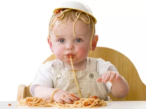 寶寶不愛吃飯?jiān)趺崔k 如何提高寶寶的食欲2018