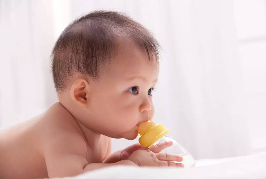 媽媽哺乳期如何增加奶量 哺乳媽媽怎么做胎兒吃得多