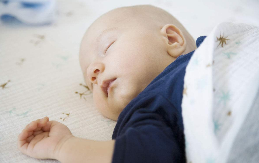 孩子2歲多不肯睡覺怎么辦 孩子2歲哄睡困難怎么辦 孩子2歲多不肯睡覺怎么辦 孩子2歲哄睡困難怎么辦