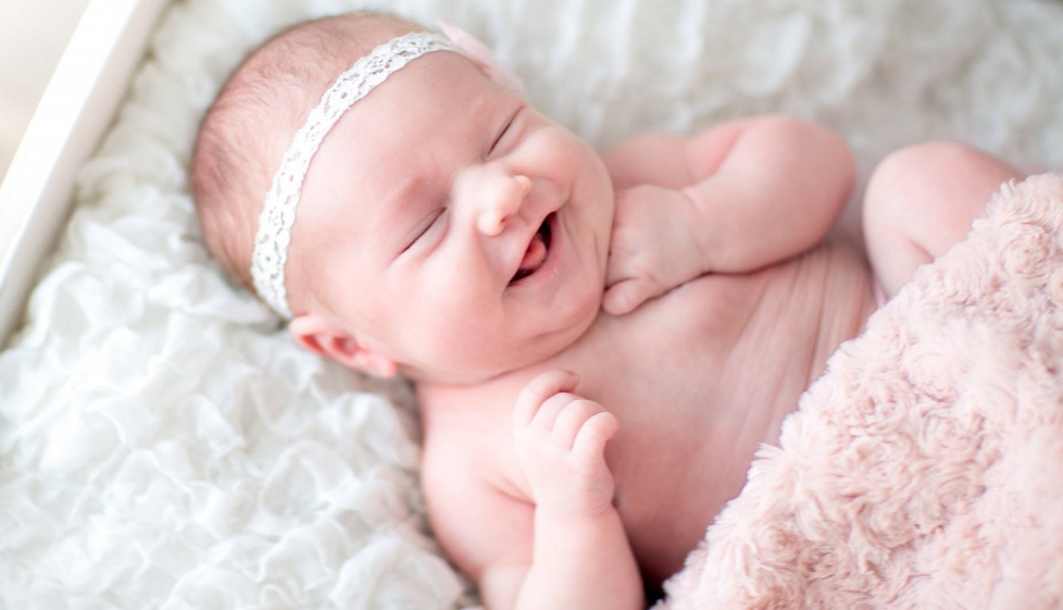 孩子臉一邊大一邊小怎么辦 怎么糾正孩子的臉型