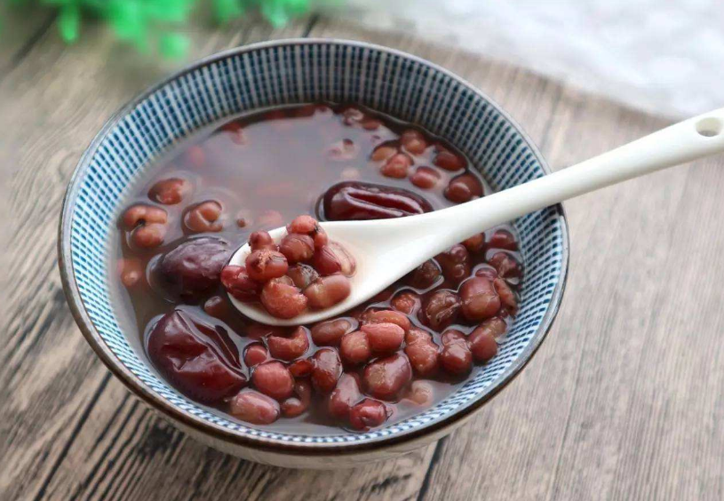 孩子濕氣很重怎么一直祛不掉 孩子濕氣濕熱寒濕是什么 孩子濕氣很重怎么一直祛不掉 孩子濕氣濕熱寒濕是什么