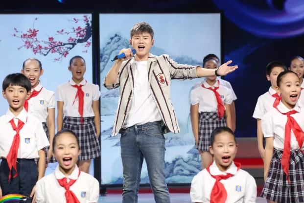 2018開學(xué)第一課觀后感怎么寫 開學(xué)第一課創(chuàng)造向未來作文 2018開學(xué)第一課觀后感怎么寫 開學(xué)第一課創(chuàng)造向未來作文