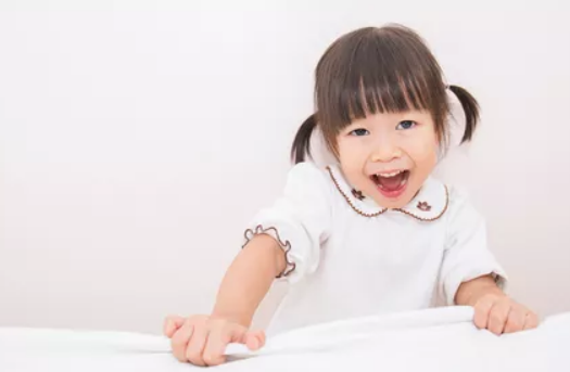 寶寶第一次上幼兒園的說說 小朋友上幼兒園說說心情短語 寶寶第一次上幼兒園的說說 小朋友上幼兒園說說心情短語