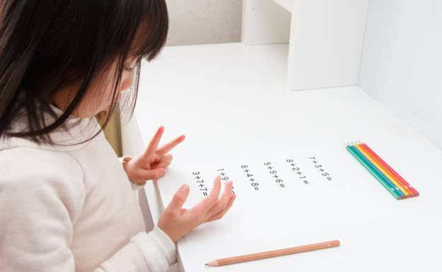 一年級孩子數學太差怎么辦 如何幫助孩子輔導數學