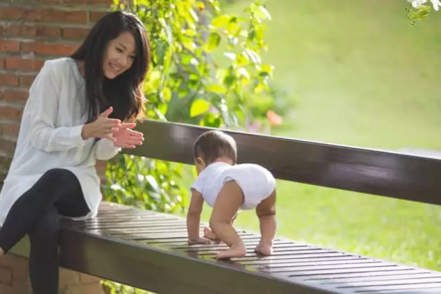 寶寶什么時候?qū)W走路 寶寶學(xué)走路的注意事項