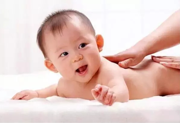 寶寶秋季腹瀉怎么辦 小兒腹瀉如何治療調理 寶寶秋季腹瀉怎么辦 小兒腹瀉如何治療調理