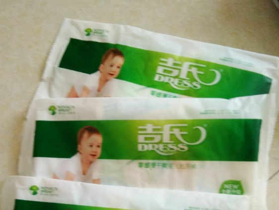 吉氏零感薄紙尿褲好用嗎 吉氏零感薄紙尿褲使用測評