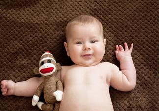 姓郭男孩名字屬豬的起什么名字好 姓郭的男孩名字洋氣點叫什么