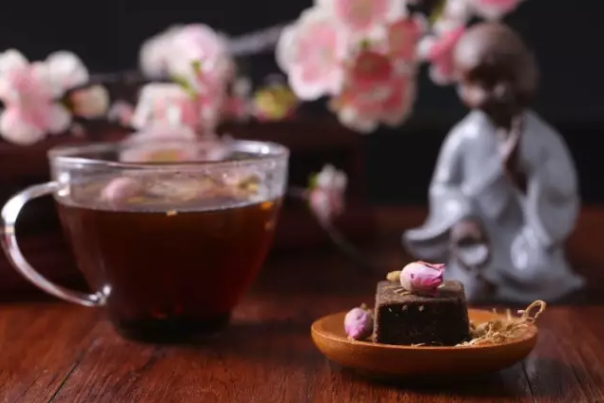 經(jīng)常痛經(jīng)怎么辦 痛經(jīng)有什么方法緩解 經(jīng)常痛經(jīng)怎么辦 痛經(jīng)有什么方法緩解