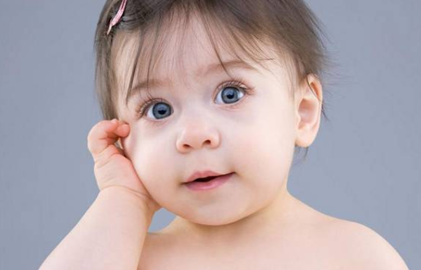 怎么樣才能讓寶寶擁有一頭好頭發 寶寶頭發細軟發質差怎么辦