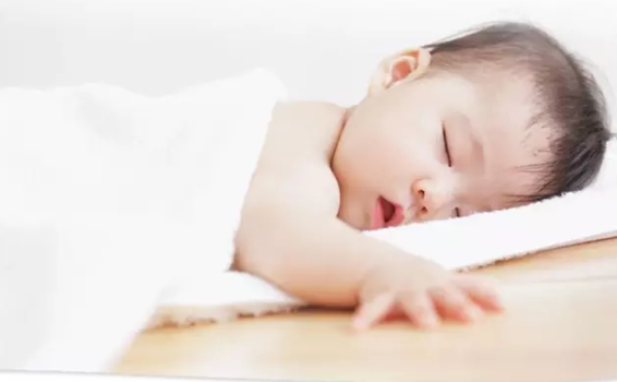 秋季如何呵護寶寶肌膚 秋季寶寶護膚注意事項