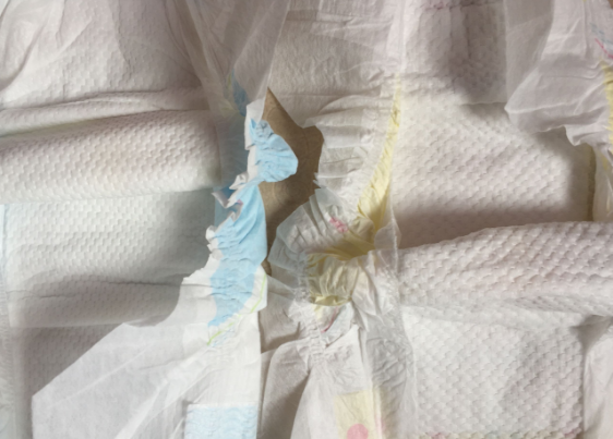 凱兒得樂(lè)絲柔和絲薄哪個(gè)好 凱兒得樂(lè)絲柔和絲薄哪個(gè)更厚