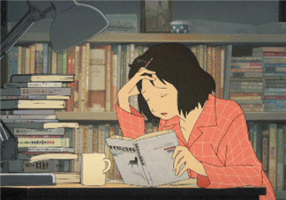 女兒熬夜寫作業(yè)的說說 女兒熬夜寫作業(yè)心疼朋友圈