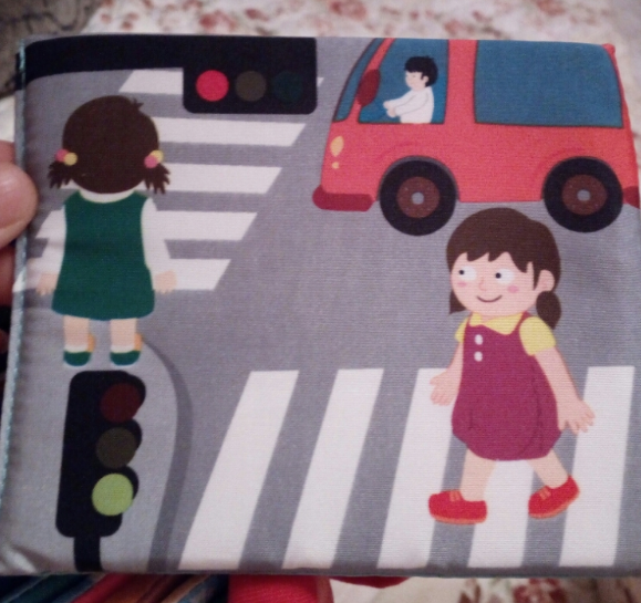 拉拉布書布卡系列怎么樣 拉拉布書寶寶喜歡嗎