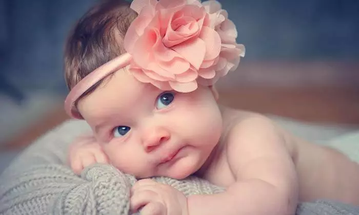 孩子囟門摳了會(huì)變傻嗎 寶寶囟門怎么保護(hù)比較好