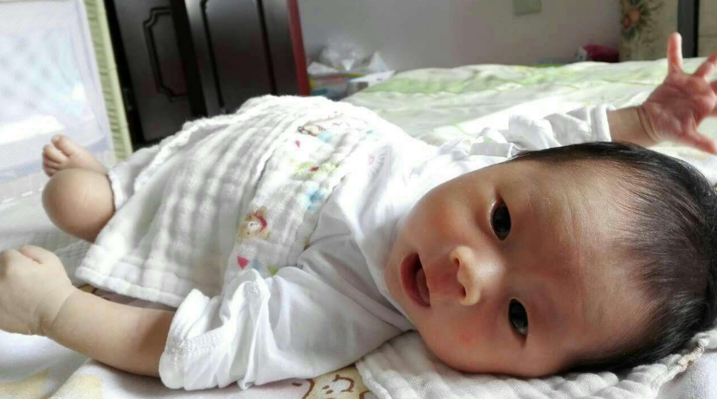 姓章的女孩起什么名字好聽 竇姓女孩起名大全2018