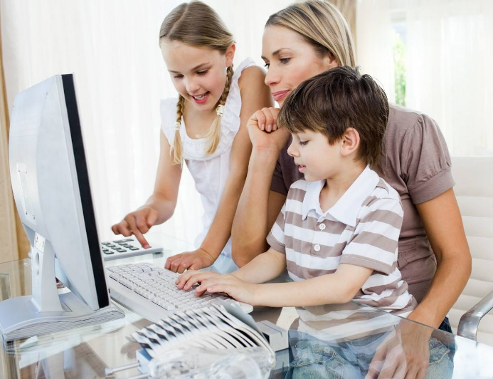 姓史起什么名字好聽 狗年姓史寶寶叫什么名字好