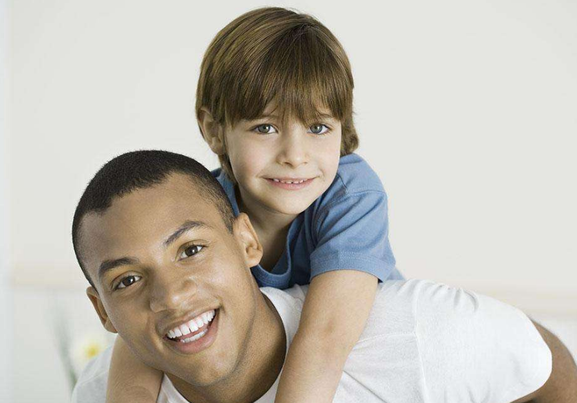 姓殷的男孩名字有詩意怎么起 殷姓有特點(diǎn)的男孩名字推薦 姓殷的男孩名字有詩意怎么起 殷姓有特點(diǎn)的男孩名字推薦