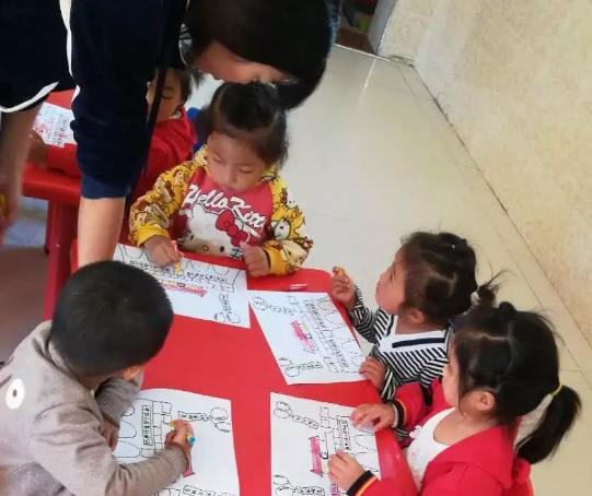 2018幼兒園中班國慶節總結 國慶節幼兒園中班活動總結 2018幼兒園中班國慶節總結 國慶節幼兒園中班活動總結