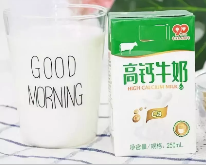寶寶喝高鈣奶比純牛奶好嗎 寶寶喝高鈣奶更有營養真的嗎