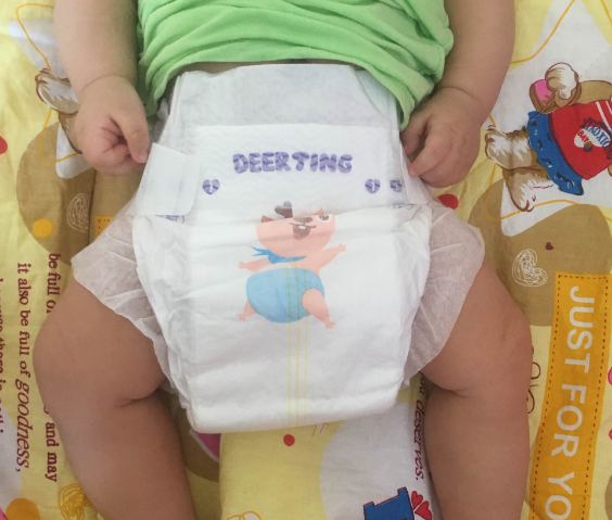 小鹿叮叮和花王紙尿褲哪個好 小鹿叮叮紙尿褲怎么樣