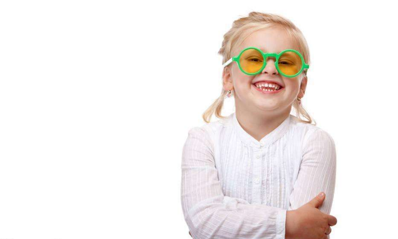 姓郝女孩叫什么名字好 姓郝的女孩名字帶寓意名字推薦