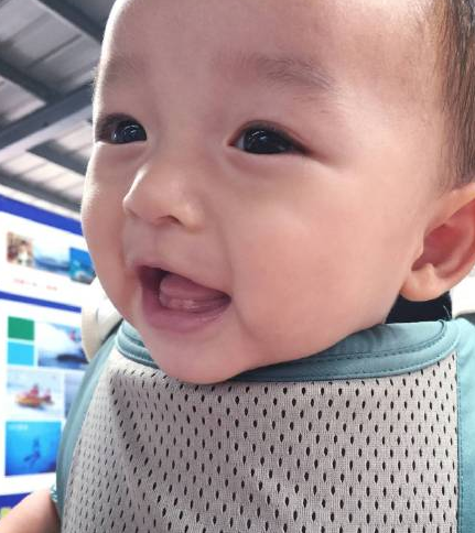 轉(zhuǎn)眼間兒子長大說說 轉(zhuǎn)眼間兒子長大朋友圈