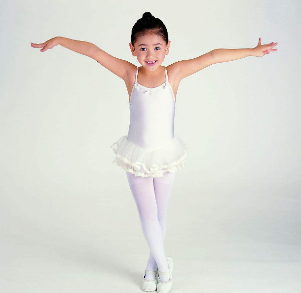 贊美孩子跳舞的說說 孩子們表演很棒的句子朋友圈