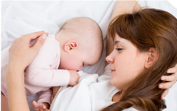 避免錯誤喂奶帶來的危害  掌握正確的喂奶姿勢