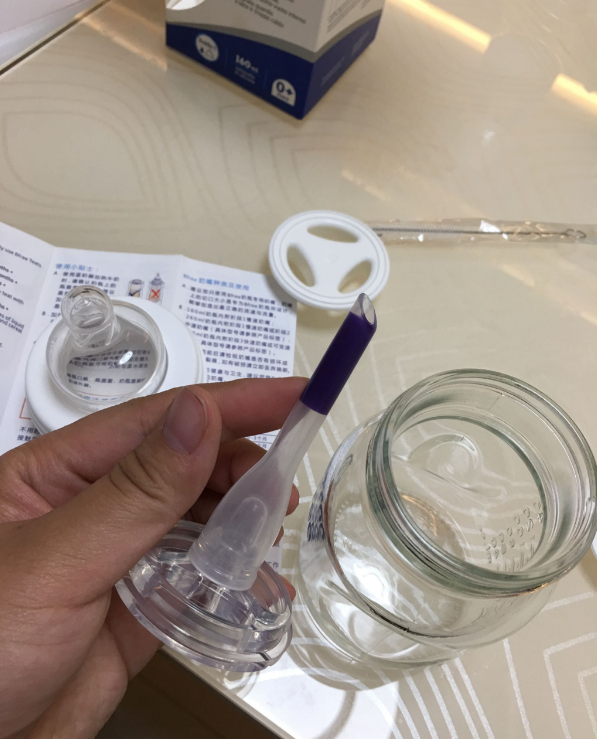 貝麗防脹氣奶瓶材質是玻璃的嗎 貝麗防脹氣奶瓶會不會摔破